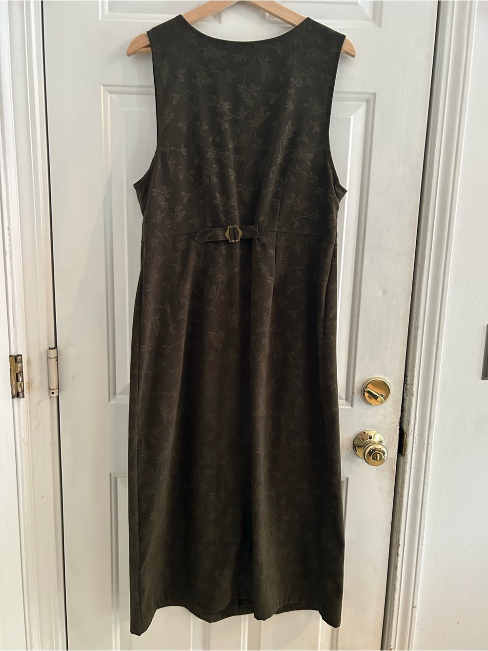Button-Front Sleeveless Cottagecore Dress in Browns and Olive - Picture 4 of 4